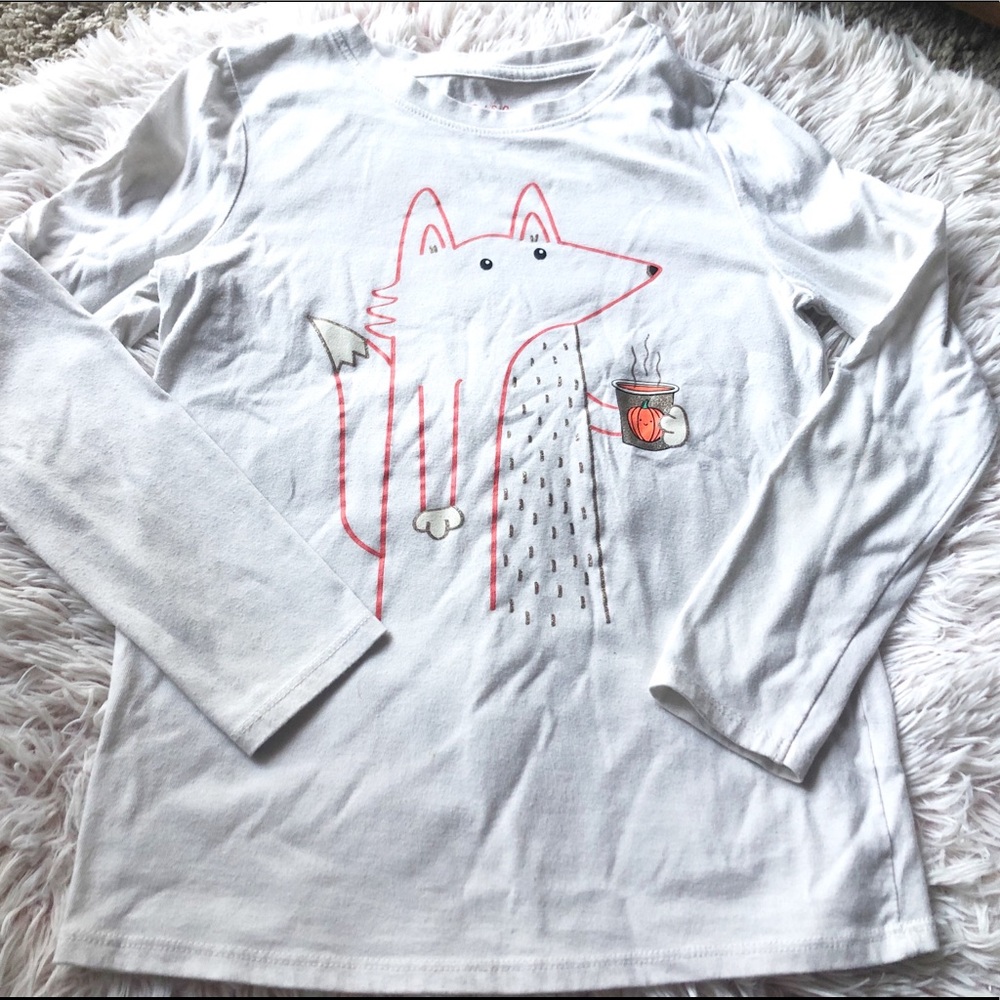 Fox with Pumpkin Spice Latte
Cream graphic tee